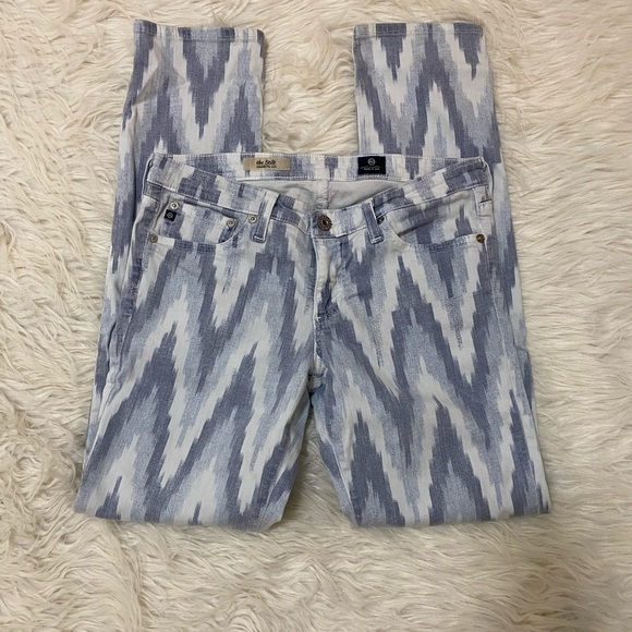 AG ~ Women’s The Stilt Cigarette Leg Denim Jeans IKAT pattern (Chevron) Size 28R - Picture 3 of 13